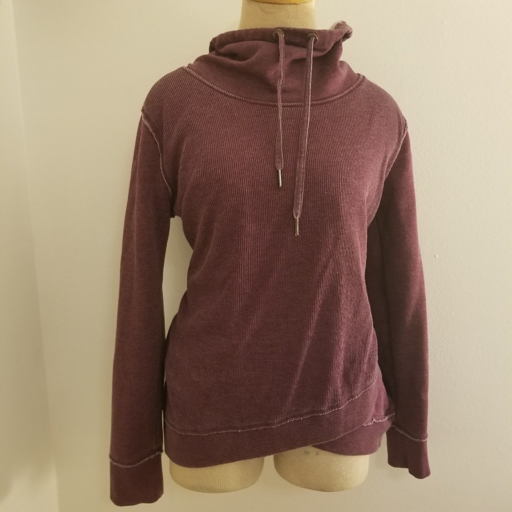 Calvin Klein mauve pullover Large